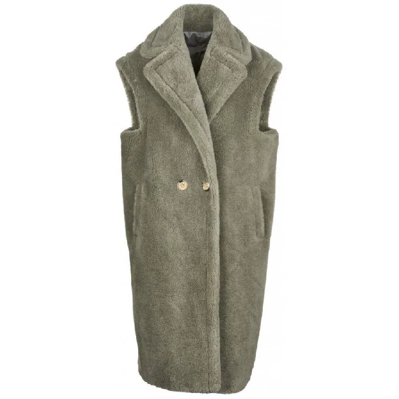 Courtney Vest | Lambs Wool