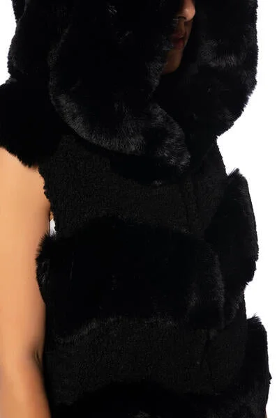 JEMI BLACK CHEVRON FAUX FUR TRENCH VEST