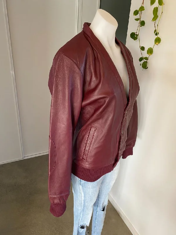 BNWT Burgundy Wanderers Jackets, S