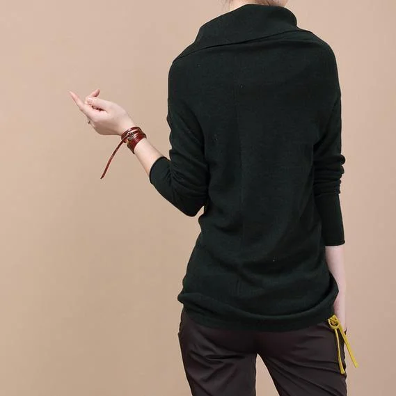 Dark green Woolen sweater with buttons