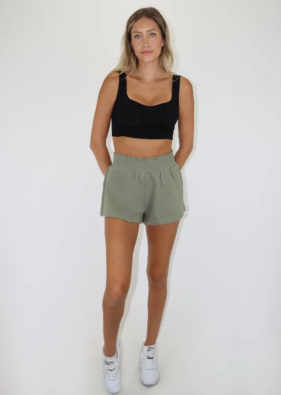 Heat Wave Shorts ★ Olive