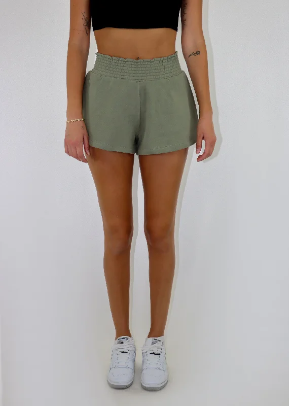 Heat Wave Shorts ★ Olive